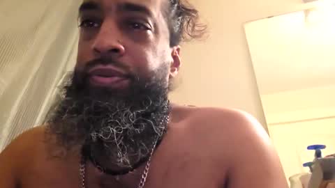 serani02 online show from March 28, 1:22 pm