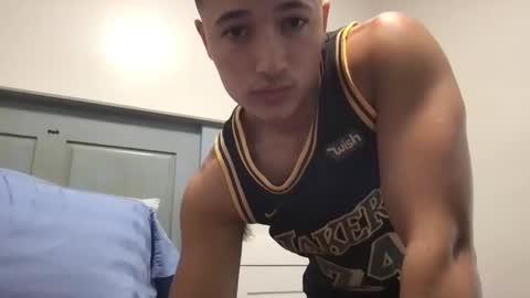 seveninchsteve_ online show from September 13, 6:31 pm