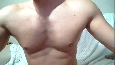 Snapshot of sex_machine_19 chatting on October 19, 4:32 pm SEX MACHINE 19 online show from October 19, 4:32 pm