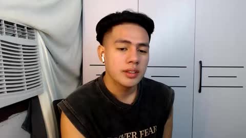 HI I AM JAMESPLEASE LET ME DO SOME HOT SHOWS FOR YOU HERE FOR MY  SCHOOL AND FOR MY FAMILY online show from November 9, 5:00 am