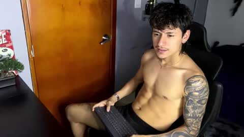 ROCKERO online show from January 17, 5:05 pm