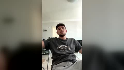 sexy45757 online show from March 6, 8:33 am