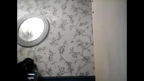 sexy787411 online show from February 17, 7:35 pm