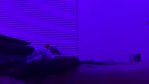 sexyhornyman1993 online show from September 10, 4:44 am