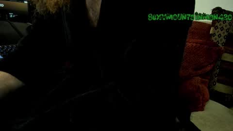 Sexymountainman420 online show from February 20, 6:19 am