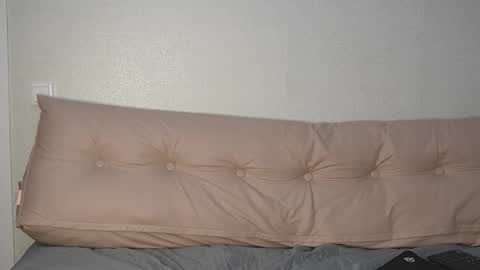 Max online show from October 24, 7:37 pm