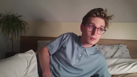 Matthew online show from November 23, 4:29 pm