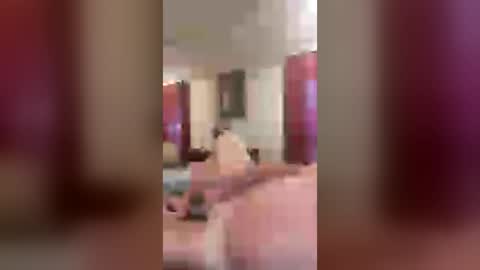 shortthicc online show from June 17, 3:36 pm