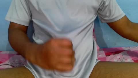 shyeyes online show from February 4, 2:07 am