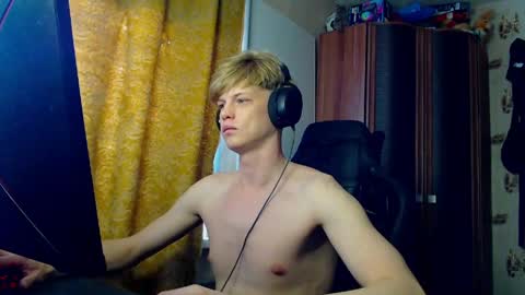 Tom and Betty online show from April 6, 4:46 am