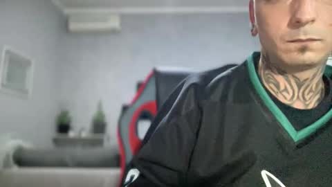 sidvicious23cm online show from October 24, 6:20 pm