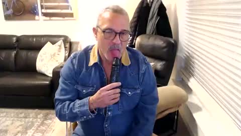 silveroli187 online show from January 15, 3:58 pm