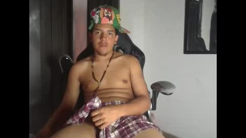 simonxxl online show from April 11, 3:48 pm