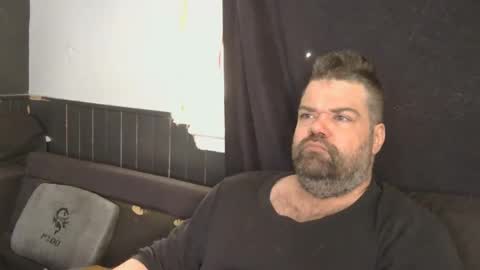 simon_8510 online show from March 30, 4:41 pm