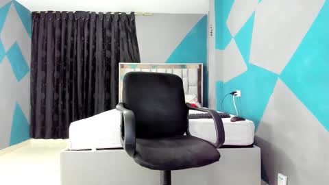 SIMON KELER online show from January 8, 2:46 am