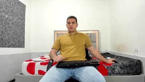 SIMON KELER online show from February 12, 12:44 pm