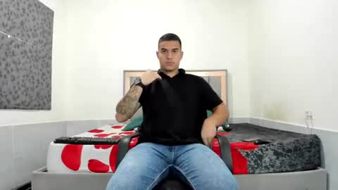 SIMON KELER online show from July 6, 9:39 am