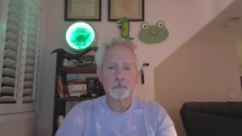 Don Roberto online show from May 12, 1:36 am