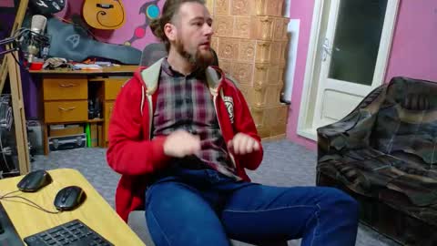 I am The Fourth and only Sir. Pelo online show from December 21, 10:45 am