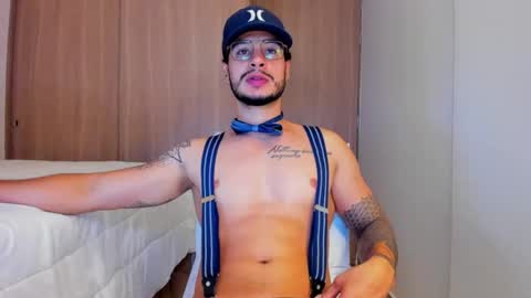Call me papi online show from December 17, 5:04 am