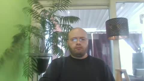 sixten113 online show from February 11, 9:14 am