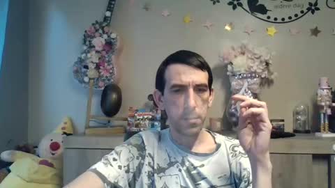 SkinnyBigCock2 online show from December 3, 8:42 am