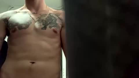 skyydaddy9 online show from March 9, 4:28 am