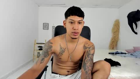 slim_master12 online show from April 3, 2:19 am