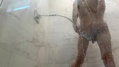 slimbuttniceguy online show from January 29, 11:14 pm