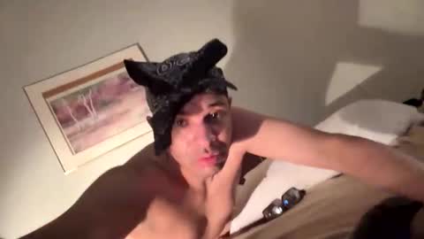 Phillup Slutz online show from January 6, 2:26 am