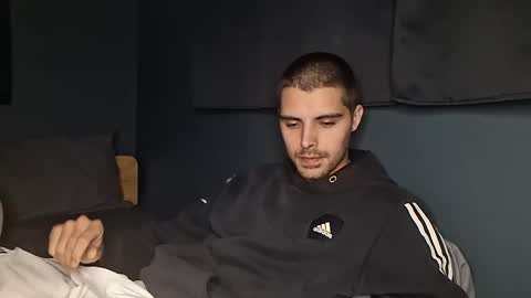 slutsandblunts online show from May 1, 5:43 am