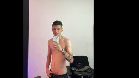 Snapshot of smitgrey chatting on September 24, 4:01 am SMIT online show from September 24, 4:01 am