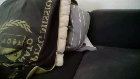 Smokeandwatching online show from February 23, 7:38 am