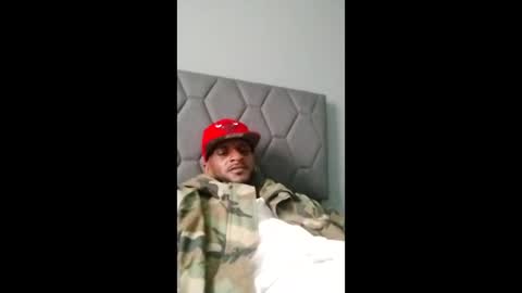 smooth_groove666370 online show from February 14, 8:59 pm