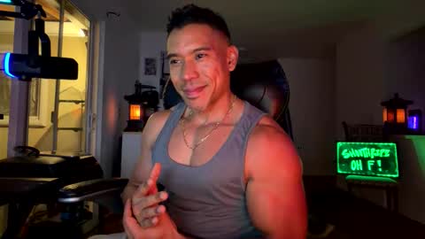 smoothripz online show from April 17, 7:11 am