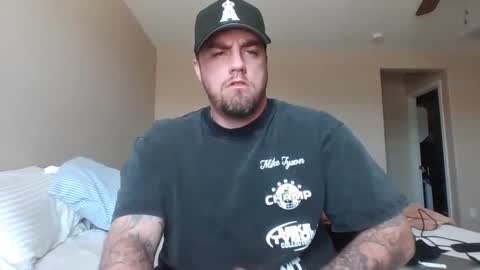 soft0ne online show from March 11, 5:57 pm