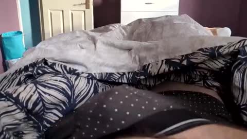 solidchris21 online show from March 2, 7:59 am