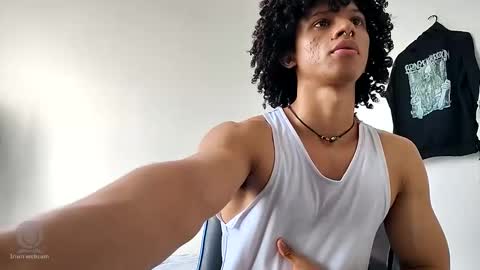 Hi Im Weller Check my Bio  online show from February 26, 9:16 pm