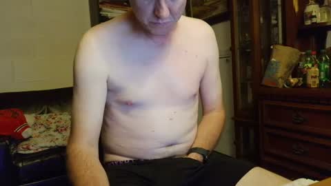 Southernblueyes online show from July 5, 3:32 am