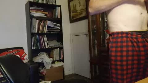 Southernblueyes online show from July 27, 11:17 am