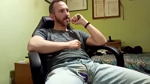 Manu  online show from March 7, 11:37 pm