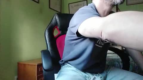 Manu  online show from October 5, 9:02 am