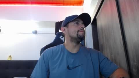     online show from February 1, 4:55 am