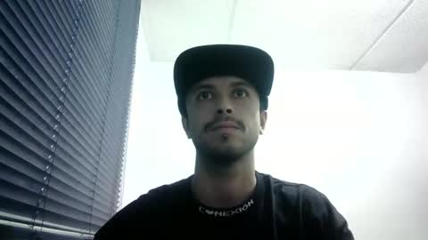 sperm_donor94 online show from December 17, 7:37 pm