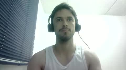 sperm_donor94 online show from December 18, 6:03 pm