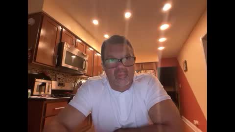 Snapshot of spike69old chatting on October 21, 10:34 pm spike69old online show from October 21, 10:34 pm