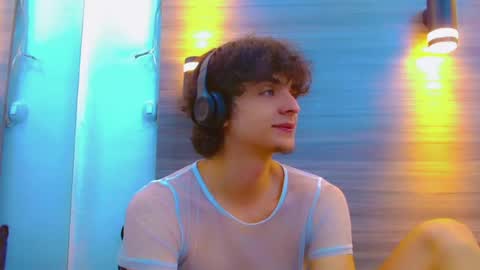 ethan online show from July 21, 1:24 pm