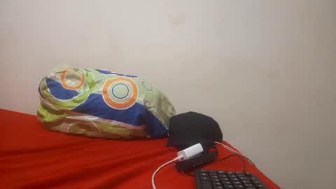 Snapshot of sradicto chatting on September 18, 4:36 am Flacofitxx online show from September 18, 4:36 am