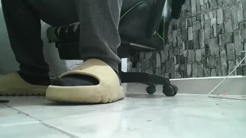 sr master cum its my old account online show from September 10, 2:21 am