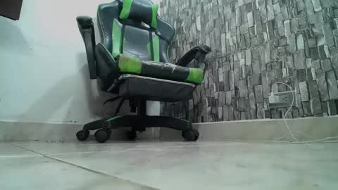 sr master cum its my old account online show from March 3, 3:06 am